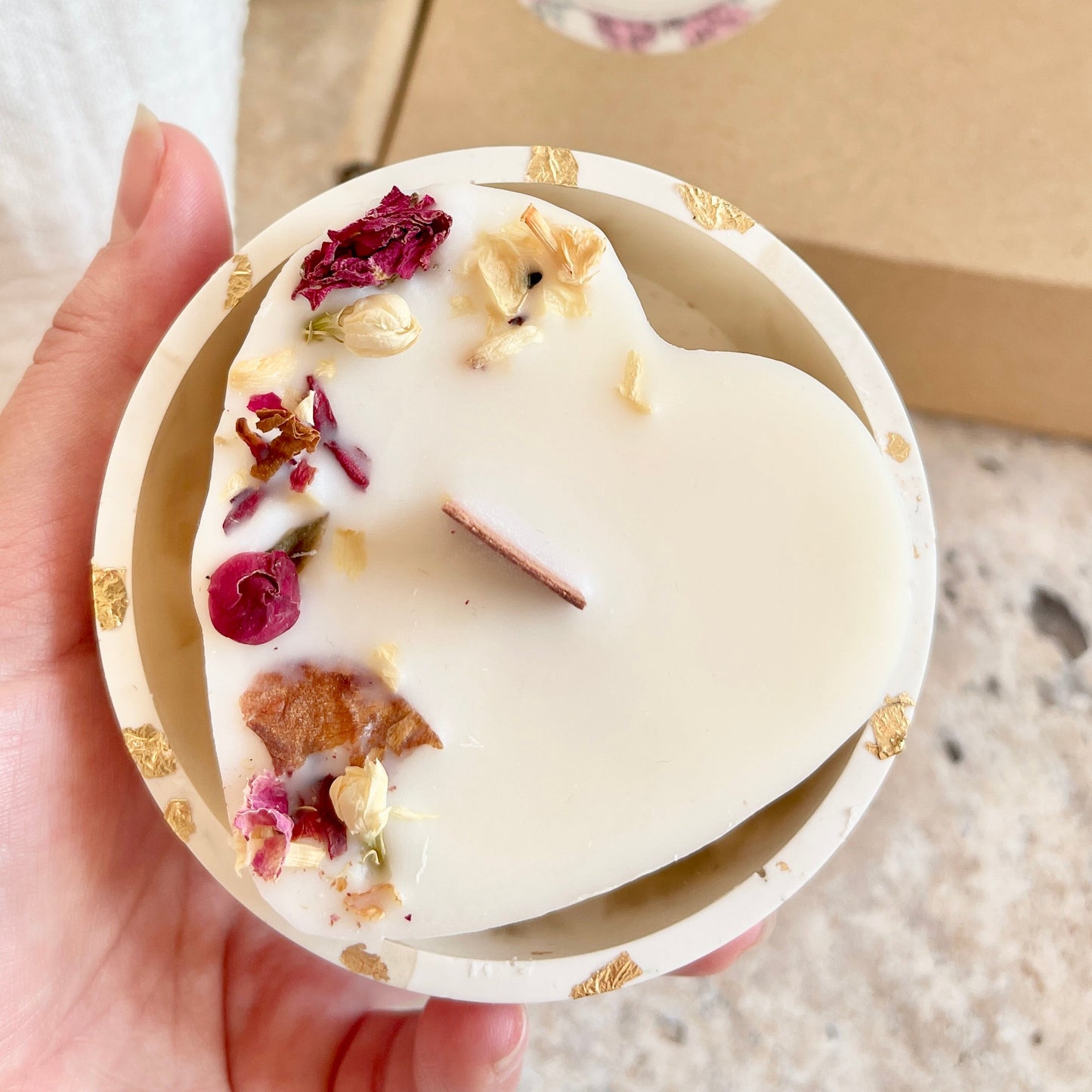 Coffret cadeau de Fête des Grands-Mères – Bougie Cœur et sa coupelle