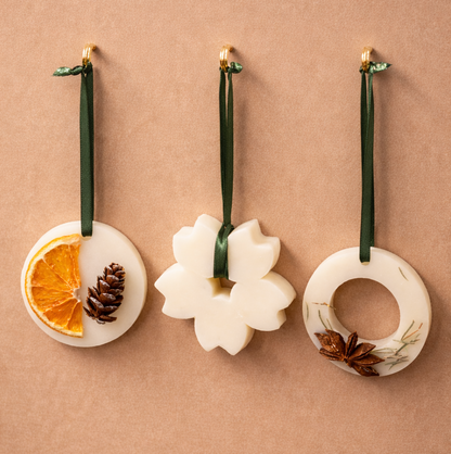 Coffret de 3 suspensions parfumées - senteurs sapin de noël