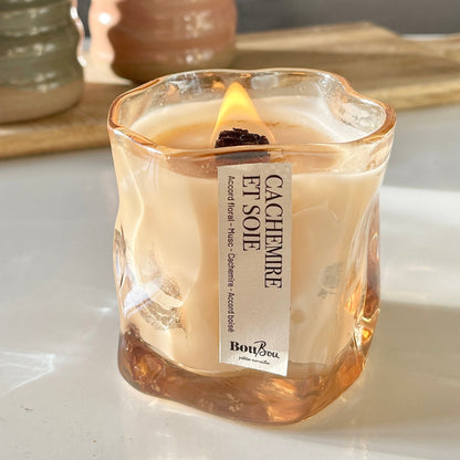 Bougie parfumée "Cachemire et soie"