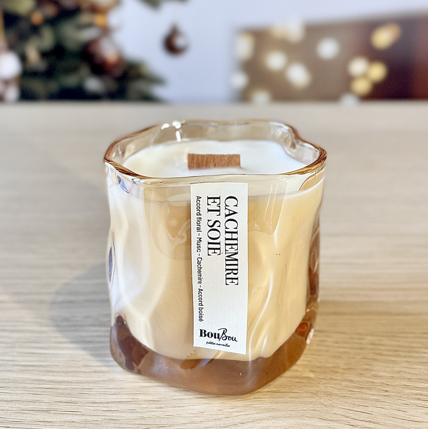 Bougie parfumée "Cachemire et soie"